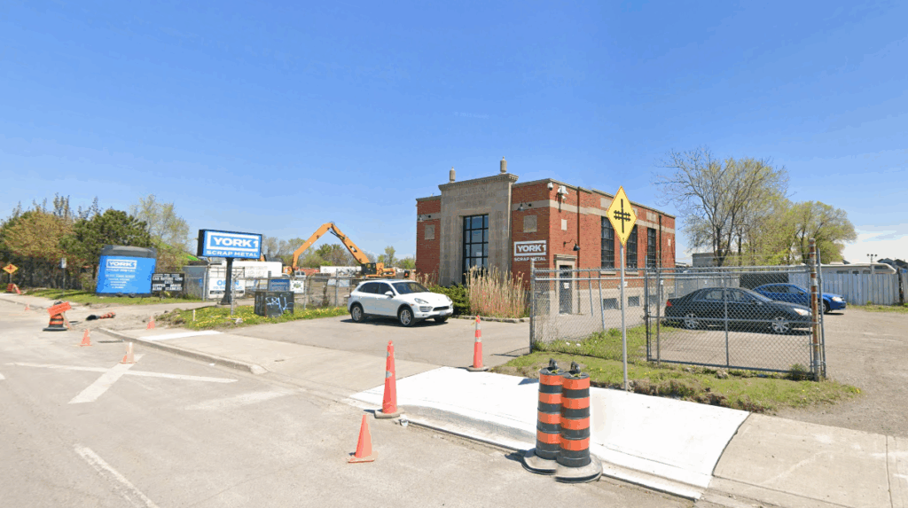 YORK1 Scrap Metal - photo 1